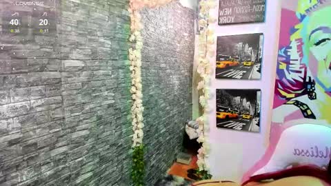 valery__69 online show from October 2025 01:51:01 PM