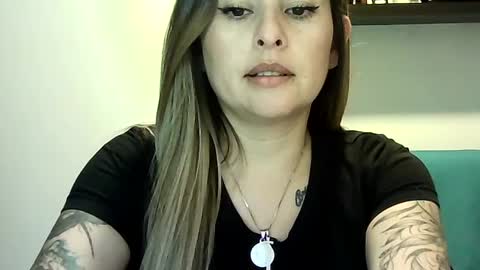 Snapshot of valery__rouse_ chatting on July 2026 09:50:02 PM Valery online show from July 2026 09:50:02 PM