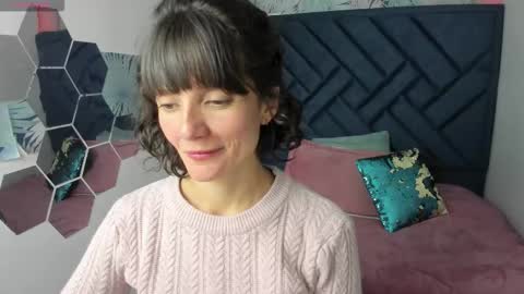 VALERY MORE online show from February 2026 02:39:02 PM