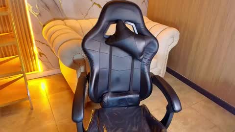 Valery online show from November 2025 08:22:01 PM