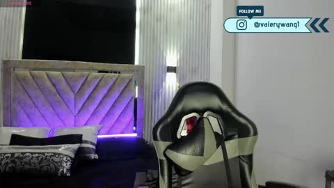 Val online show from February 2026 12:08:01 PM