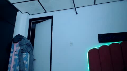 Snapshot of valerybaker1 chatting on December 2024 02:09:02 AM B V Naughty online show from December 2024 02:09:02 AM