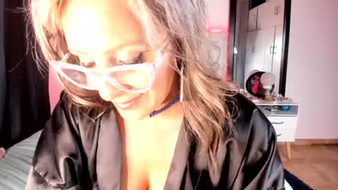 Snapshot of valeryblue chatting on July 2026 01:16:01 AM Valery Blue online show from July 2026 01:16:01 AM