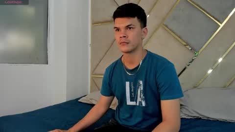 Snapshot of valerystonne_ chatting on February 2025 07:37:02 PM Valery Stonne online show from February 2025 07:37:02 PM