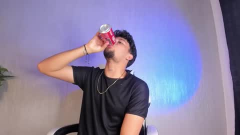 Valentino online show from March 2026 09:36:02 PM