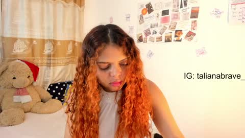 Snapshot of valientegirl_ chatting on February 2025 08:09:02 AM VALIENTE online show from February 2025 08:09:02 AM