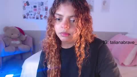 Snapshot of valientegirl_ chatting on March 2025 02:25:02 AM VALIENTE online show from March 2025 02:25:02 AM