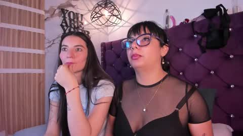 Snapshot of valkiria_and_dione chatting on February 2026 08:14:01 PM Valkiria and Dione online show from February 2026 08:14:01 PM