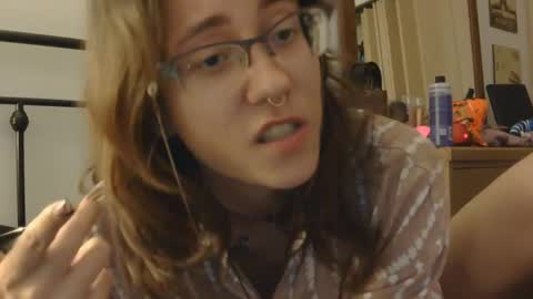 Snapshot of valleriestarr chatting on September 2025 02:57:01 AM Vallerie Starr online show from September 2025 02:57:01 AM