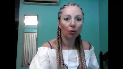 ValleriWind online show from February 2025 10:10:02 PM