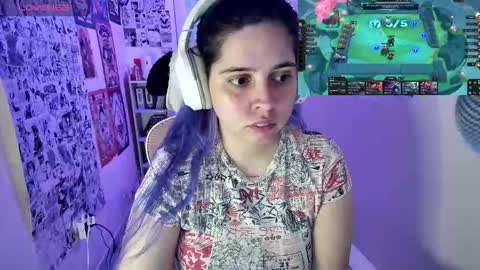 Im Violet online show from November 2025 06:02:02 AM