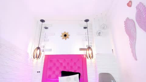 Snapshot of valloletsamar chatting on February 2025 11:31:02 AM Vallolet Peach  online show from February 2025 11:31:02 AM