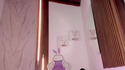 Snapshot of valloletsamar chatting on October 2025 11:41:02 AM Vallolet Peach  online show from October 2025 11:41:02 AM