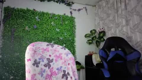 Snapshot of valquiria_sirgun chatting on July 2026 10:06:02 AM valquiria_sirgun online show from July 2026 10:06:02 AM