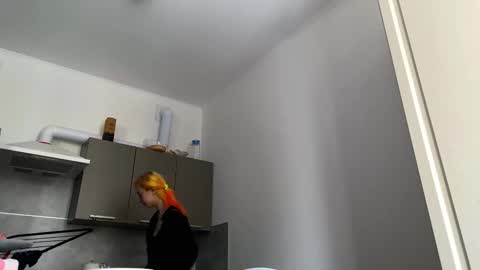 Emily online show from February 2026 06:09:01 AM