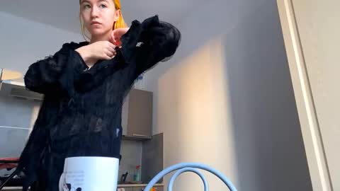 Emily online show from February 2026 06:00:02 AM