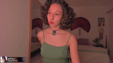 Snapshot of valyturner chatting on June 2026 12:31:01 AM online show from June 2026 12:31:01 AM