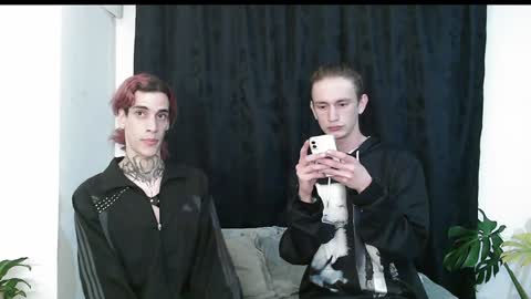 Snapshot of vamp_noah chatting on December 2024 01:07:02 AM Vamp Noah and Dan online show from December 2024 01:07:02 AM