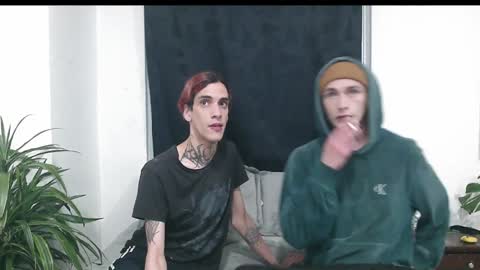 Snapshot of vamp_noah chatting on December 2024 03:42:01 AM Vamp Noah and Dan online show from December 2024 03:42:01 AM