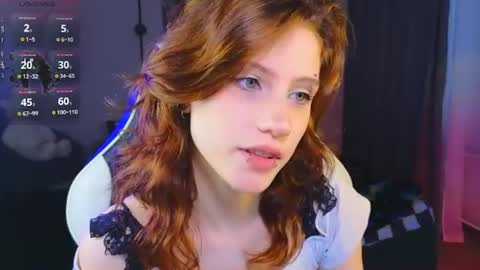 Snapshot of vampi_queen chatting on June 2026 06:32:01 PM Vampi online show from June 2026 06:32:01 PM