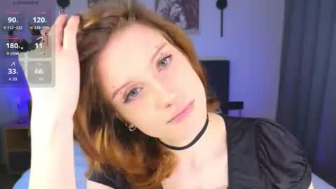 Snapshot of vampi_queen chatting on July 2026 05:54:01 PM Vampi online show from July 2026 05:54:01 PM