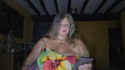 vampwoman online show from October 2025 06:43:01 AM