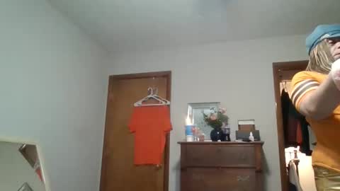 Snapshot of vanessa3211 chatting on January 2026 07:02:02 AM greeneyebandit online show from January 2026 07:02:02 AM