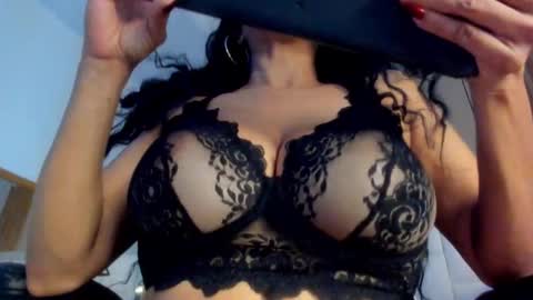 Vanessa online show from December 2025 03:17:02 PM