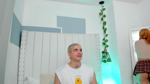 vanessa and sebas online show from April 2026 08:13:02 PM