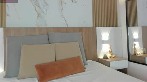 Vanessa online show from April 2026 02:31:01 PM