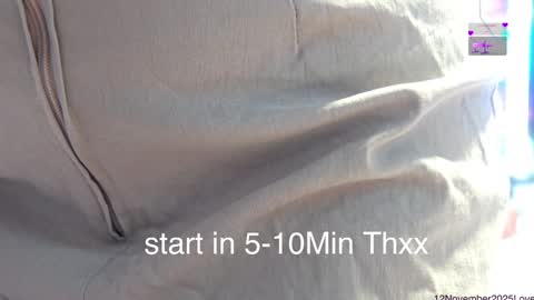  Vanessa  online show from November 2025 03:34:02 PM