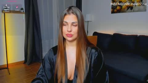 vanessa_moonn online show from November 2025 02:43:02 PM