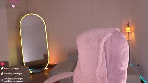 vanessa sexxy online show from November 2025 02:39:01 AM