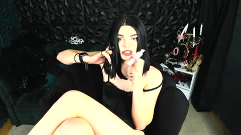 Vanessa Queen online show from December 2024 02:49:02 PM