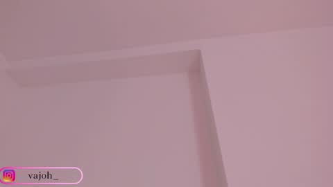 vanessajohnsonn online show from February 2026 12:37:02 AM