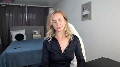 Vanessa  online show from July 2026 03:51:01 PM