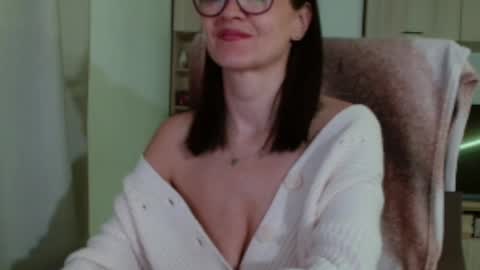 Vanessa online show from November 2025 05:39:01 PM