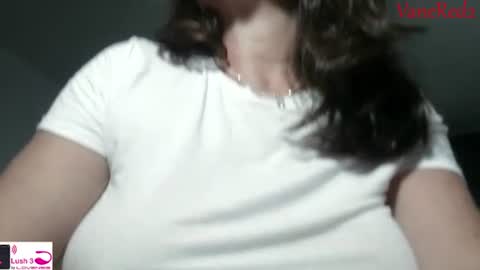 Snapshot of vanessared2 chatting on September 2025 01:16:02 AM Vanesared2 online show from September 2025 01:16:02 AM