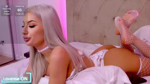 Vanessa online show from February 2025 03:04:02 PM