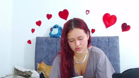 Snapshot of vanie_ chatting on July 2026 12:46:01 AM Ruby and Vanie online show from July 2026 12:46:01 AM