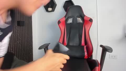 vanilla_hot_ online show from February 2025 04:45:02 PM