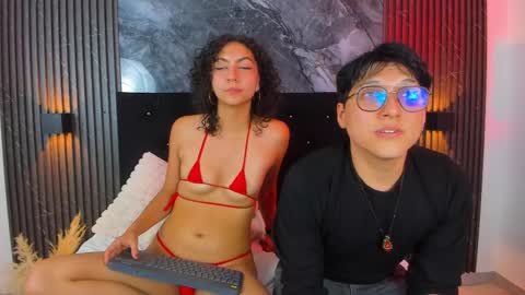 vanilla_hot_ online show from March 2025 05:07:01 PM