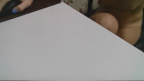 Snapshot of vanillachika205 chatting on December 2025 01:52:02 PM vanillachika205 online show from December 2025 01:52:02 PM