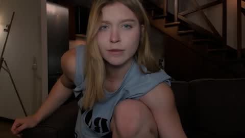 Vanilla online show from November 2025 01:33:02 PM