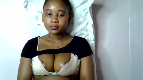 vanillavenus online show from October 2025 10:50:01 PM