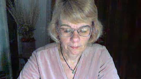 Vanillaxcreamy online show from January 2025 01:47:01 PM