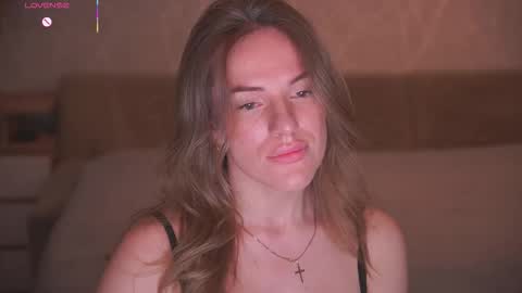 Snapshot of vanille_mystery chatting on November 2025 07:35:01 PM Sophie online show from November 2025 07:35:01 PM