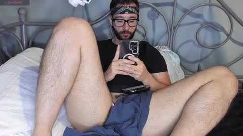 Van online show from October 2025 03:47:02 PM