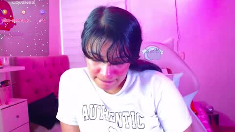 Snapshot of vannessa_shy chatting on December 2024 09:23:02 PM Vanesa online show from December 2024 09:23:02 PM