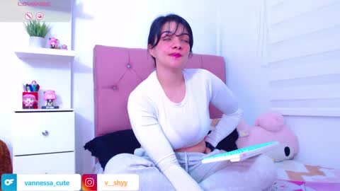 Snapshot of vannessa_shy chatting on September 2025 10:32:01 PM Vanesa online show from September 2025 10:32:01 PM